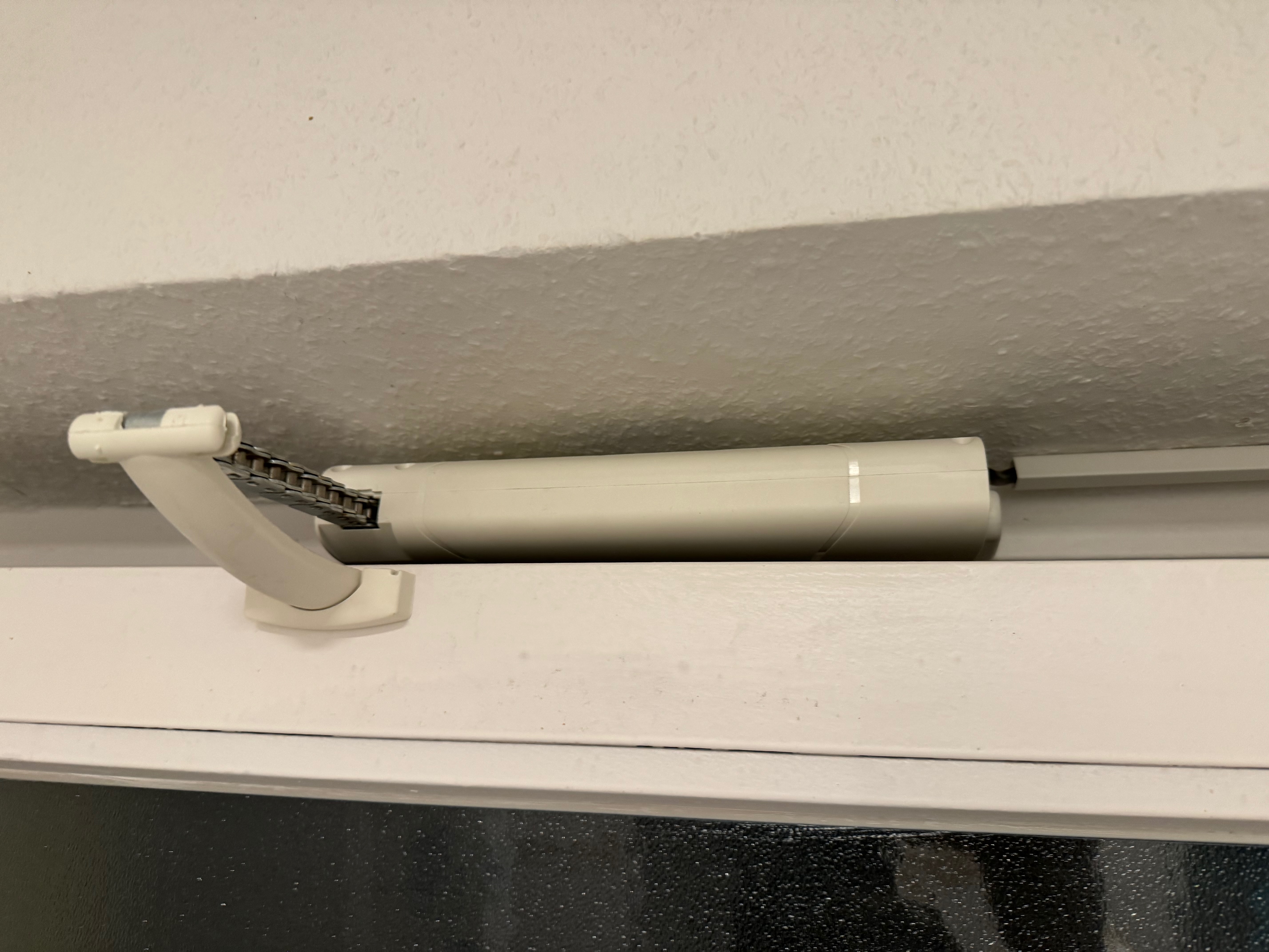 Close-up picture of the chain drive